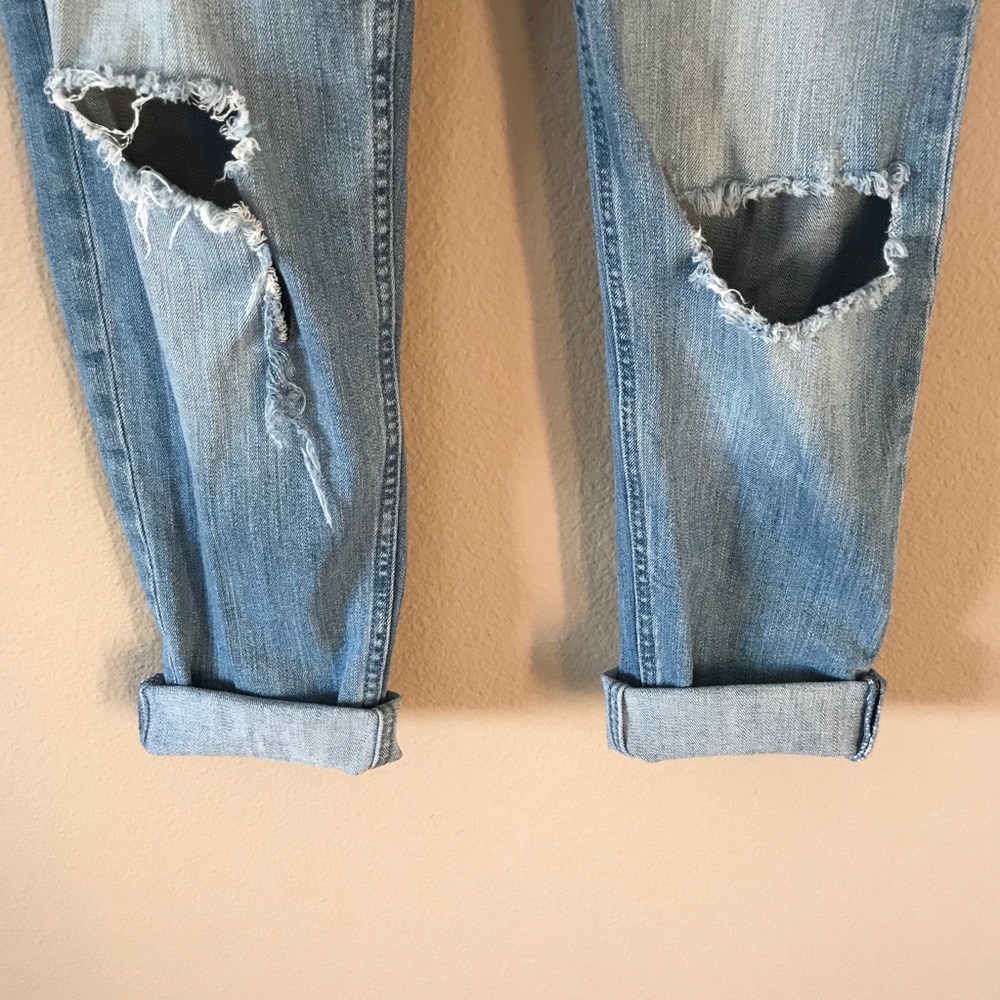 Relaxed Fit Ripped Jeans - Picture 4 of 6